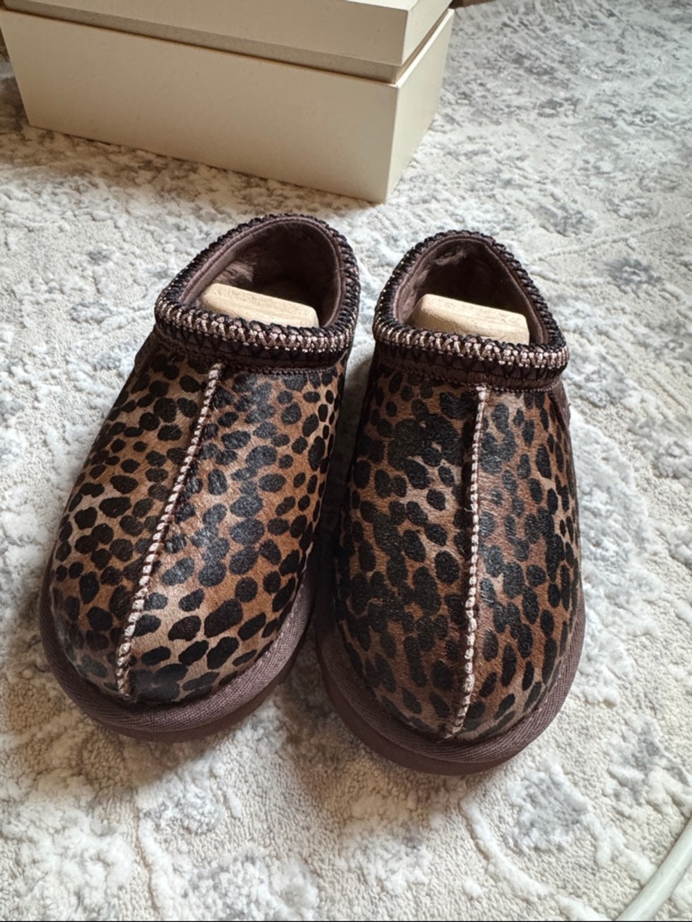 Size 5 Brand New UGG Leopard-Print Slip-On Clog - Brown/Black